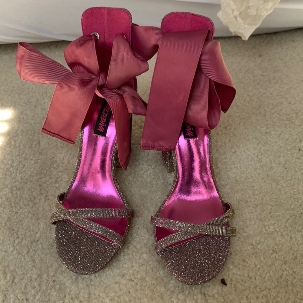 Rare item sparkly blocked pink heels